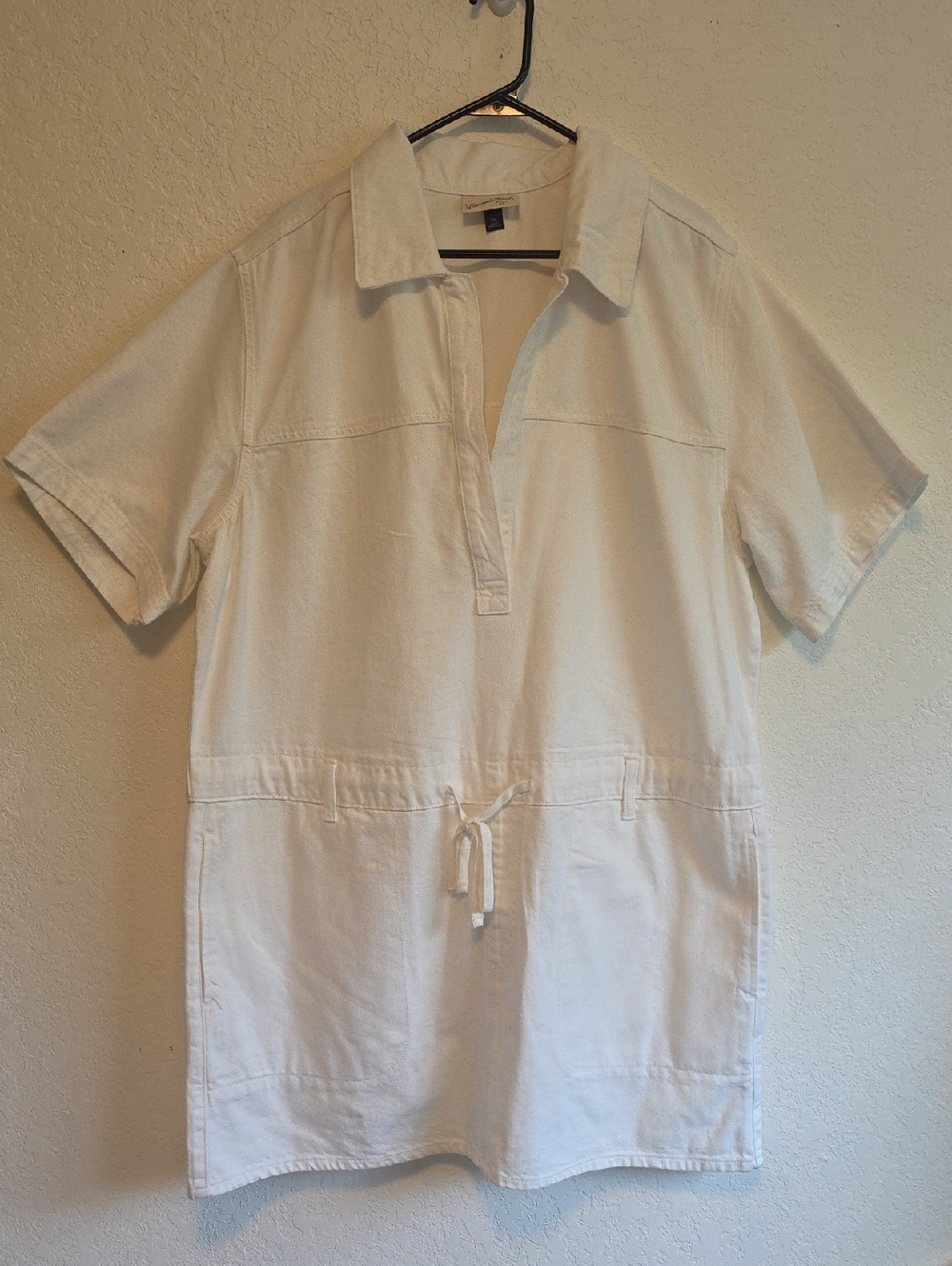 Universal Thread Cream Button-Up Shirt